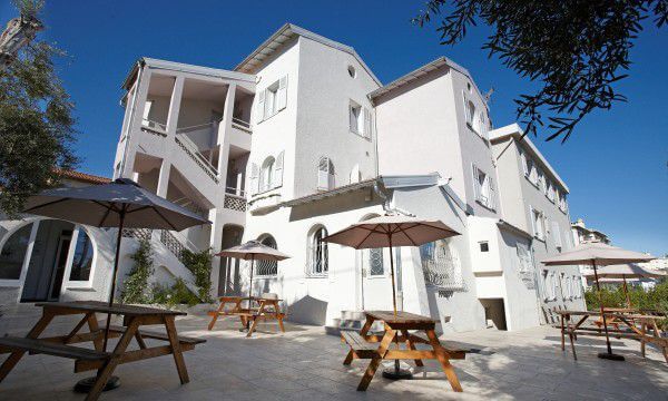 A. Språkresor boende i studio - Antibes