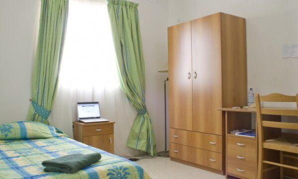 Språkresor boende i studio – Malta